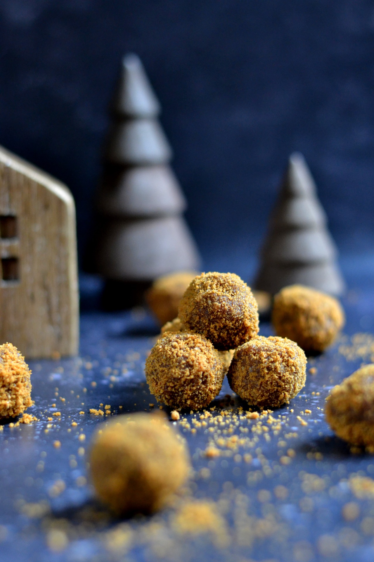 Perníkové kuličky s lotus sušenkami